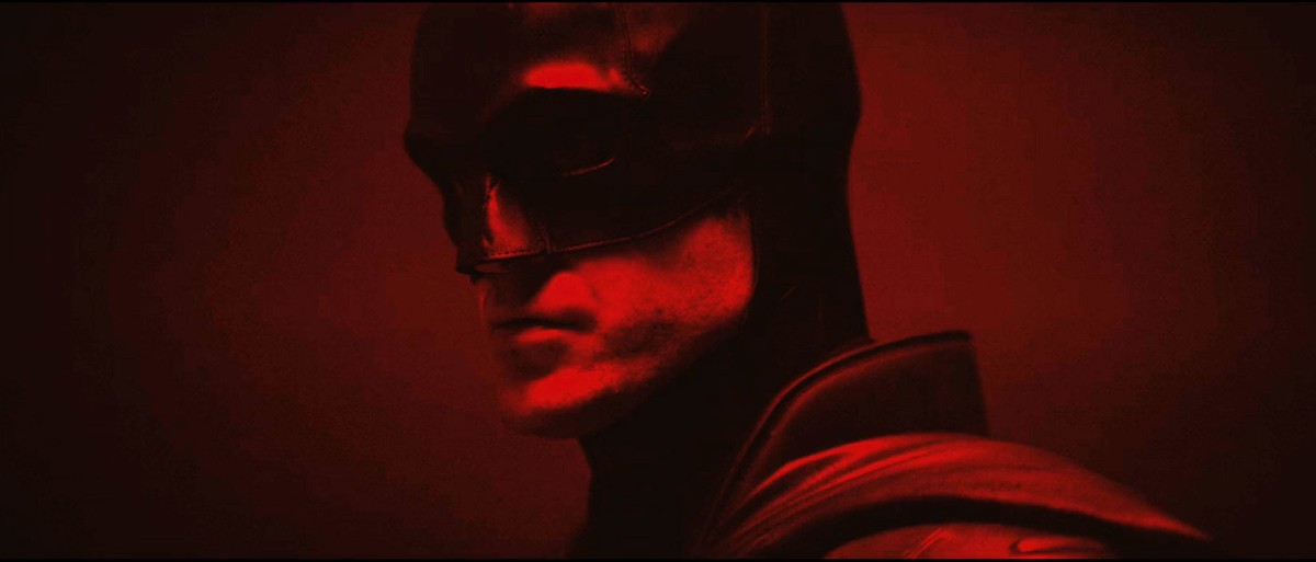 'The Batman': Diretor publica primeiro vídeo de Robert Pattinson como herói