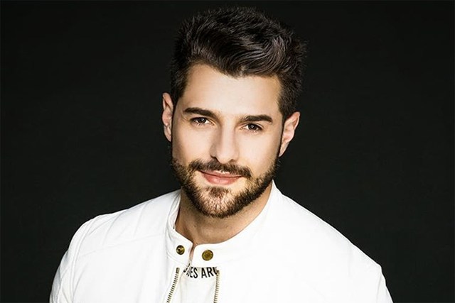 Alok surpreende o público e compartilha edição de "Table For 2"