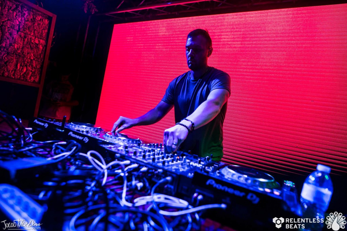 Chris Lake e Solardo fazem sucesso ao lado da track 'Free Your Body'