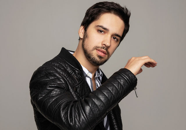 Hit da Cher 'Believe' ganha nova versão do DJ Sunroi