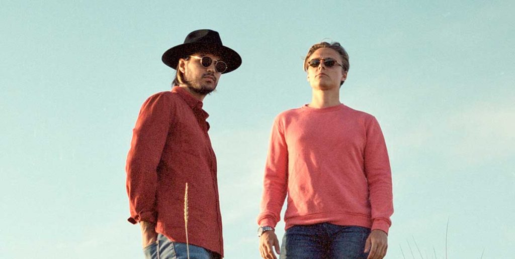 JUBËL SE UNE A TIËSTO PARA REMIX DE "DANCING IN THE MOONLIGHT" FT. NEIMY (TIËSTO REMIX)