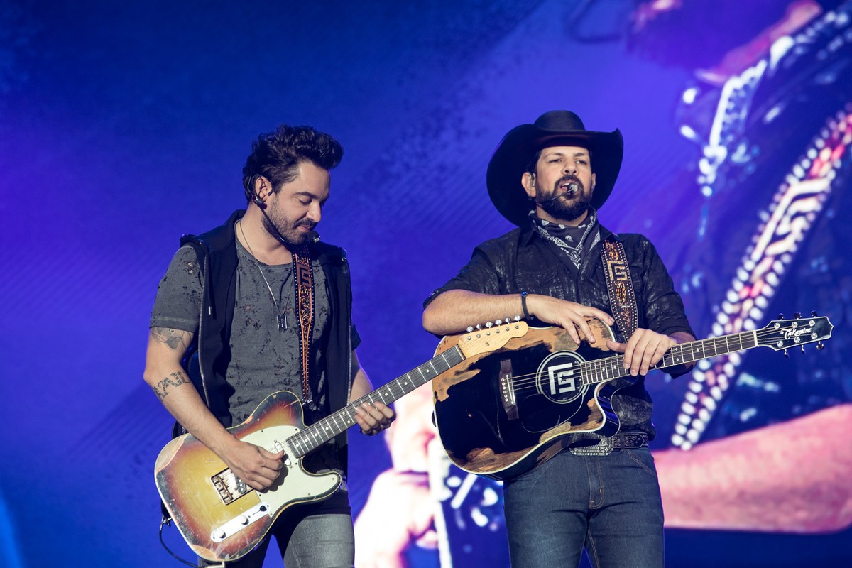 Lives de hoje: Fernando e Sorocaba, Diogo Nogueira, MC Cabelinho e mais shows para ver em casa