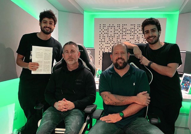 Novo management, Cat Dealers passa a ser representado pela Headliner Ent.