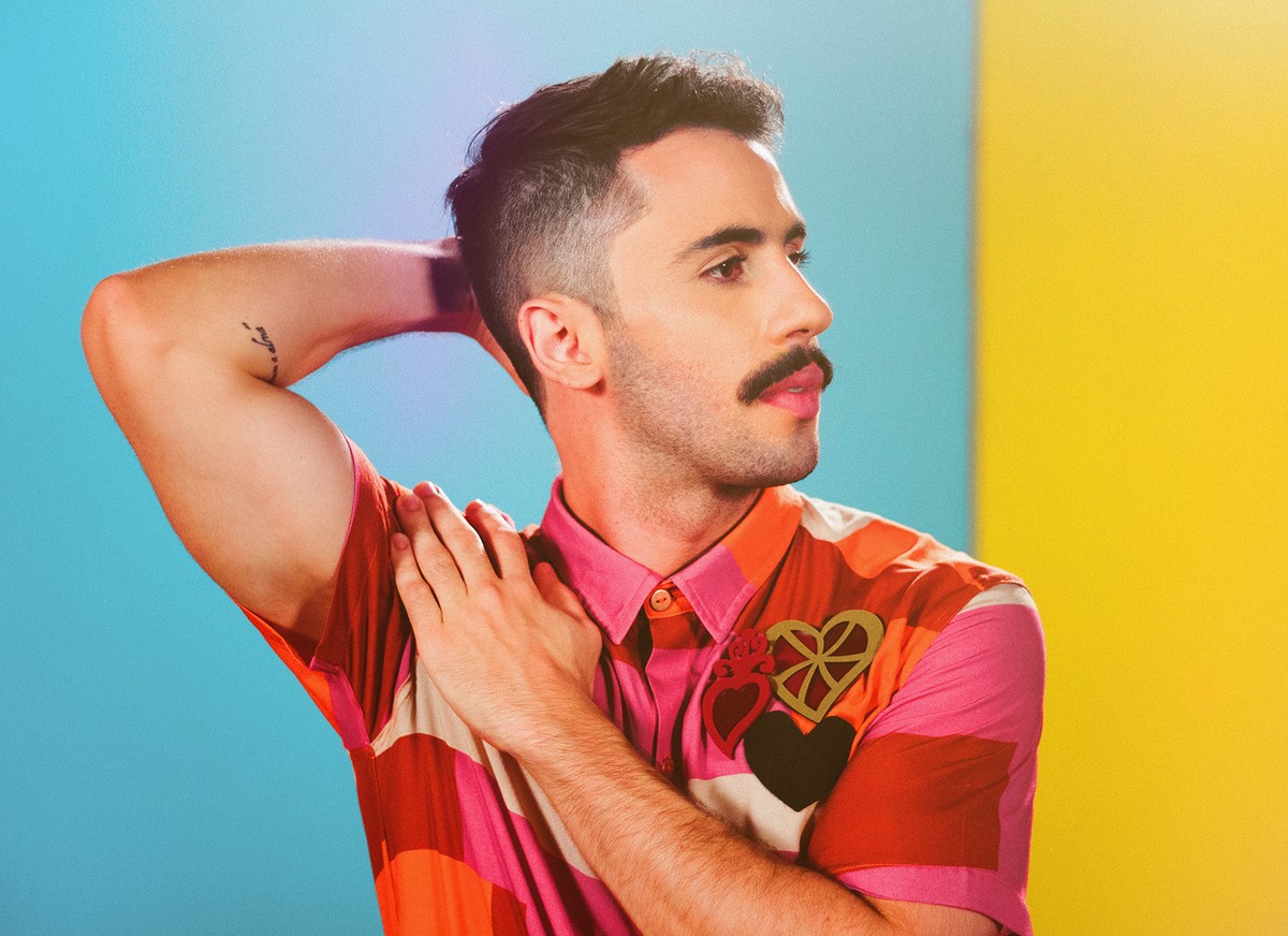 Romero Ferro acaba com a 'brincadeira' do relacionamento abusivo em single do segundo álbum | Blog do Mauro Ferreira