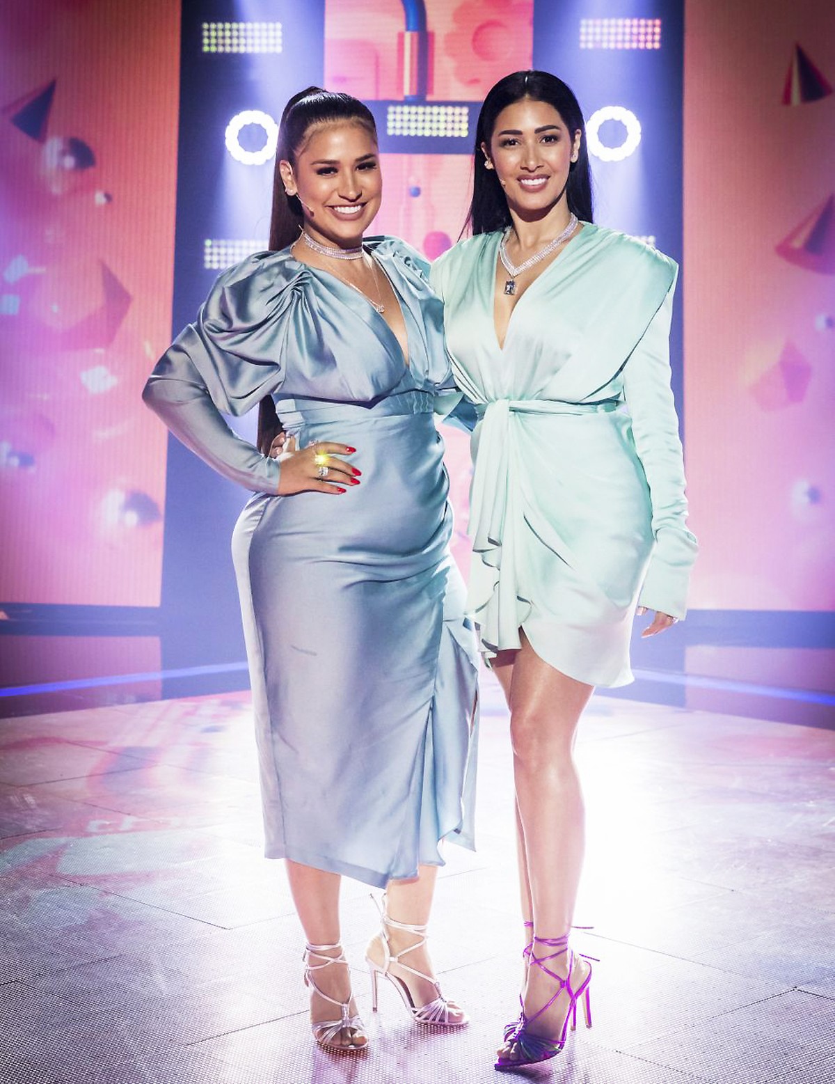 Simone & Simaria reabrem 'Bar das coleguinhas'