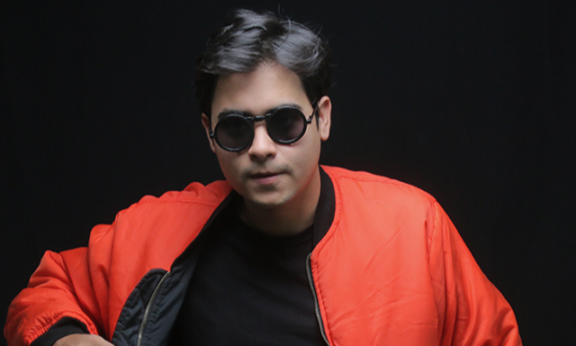 "Take Times", é o mais novo single do projeto Envoy Music